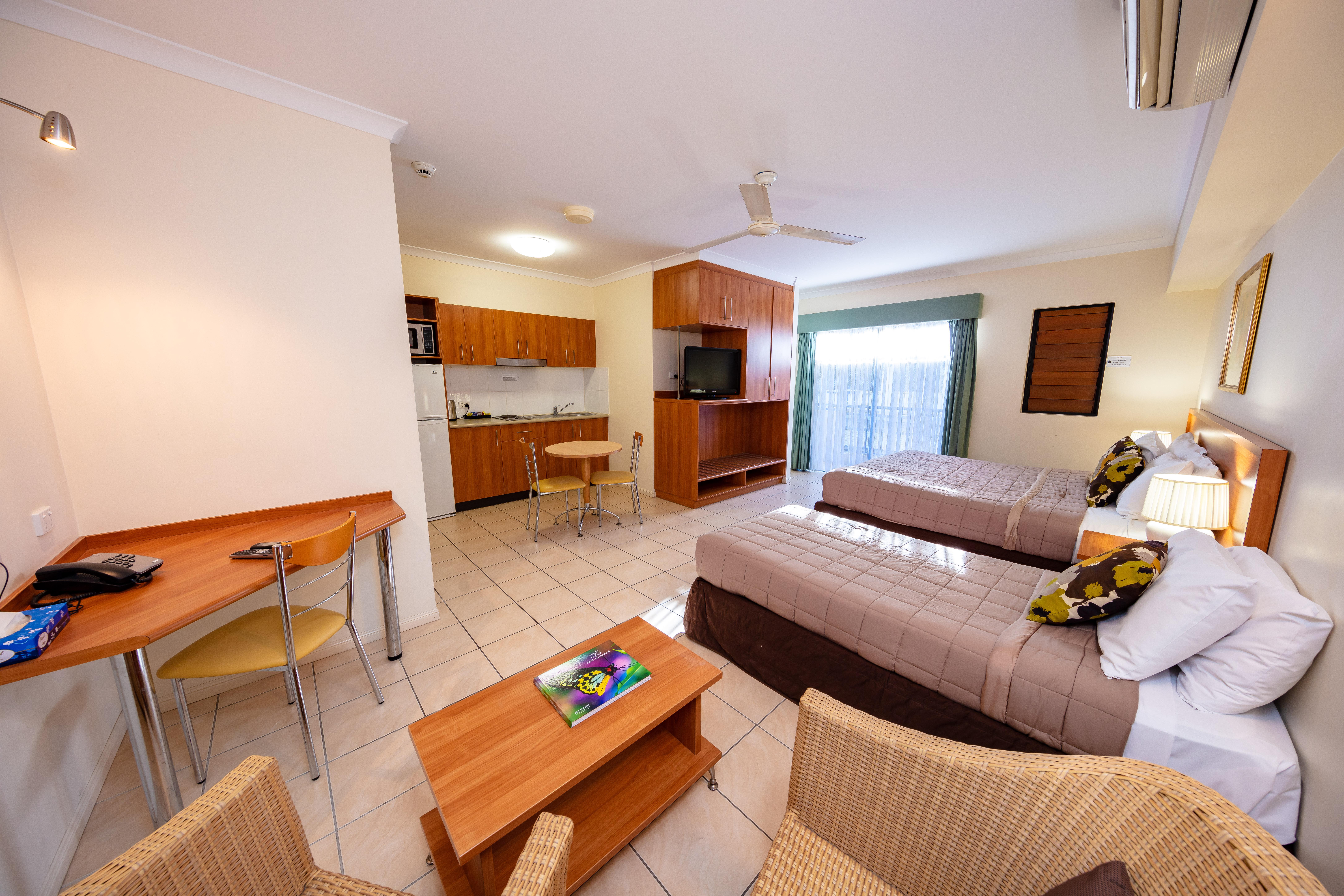Cairns Queens Court Extérieur photo