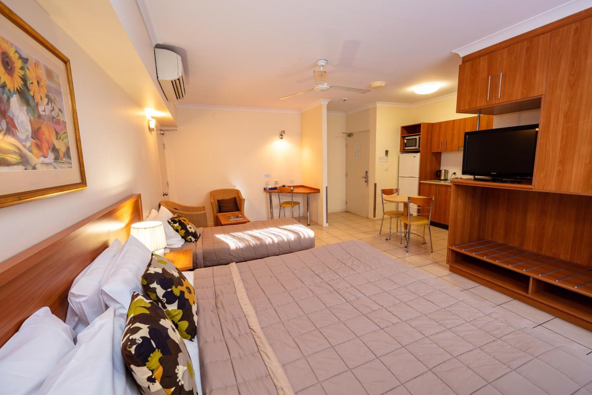 Cairns Queens Court Extérieur photo